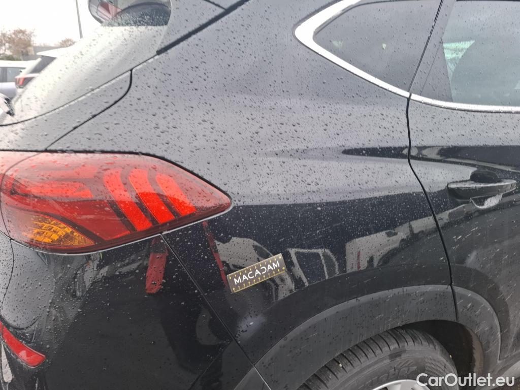  Hyundai  Tucson HYUNDAI  / 2018 / 5P / SUV 1.6 CRDI 115 HYBRID 48V CREATIVE #6