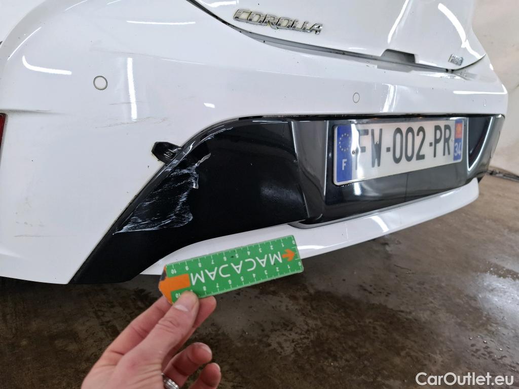  Toyota  Corolla TOYOTA  / 2018 / 5P / Berline Hybride 122h Dynamic Business Stage Acad #27