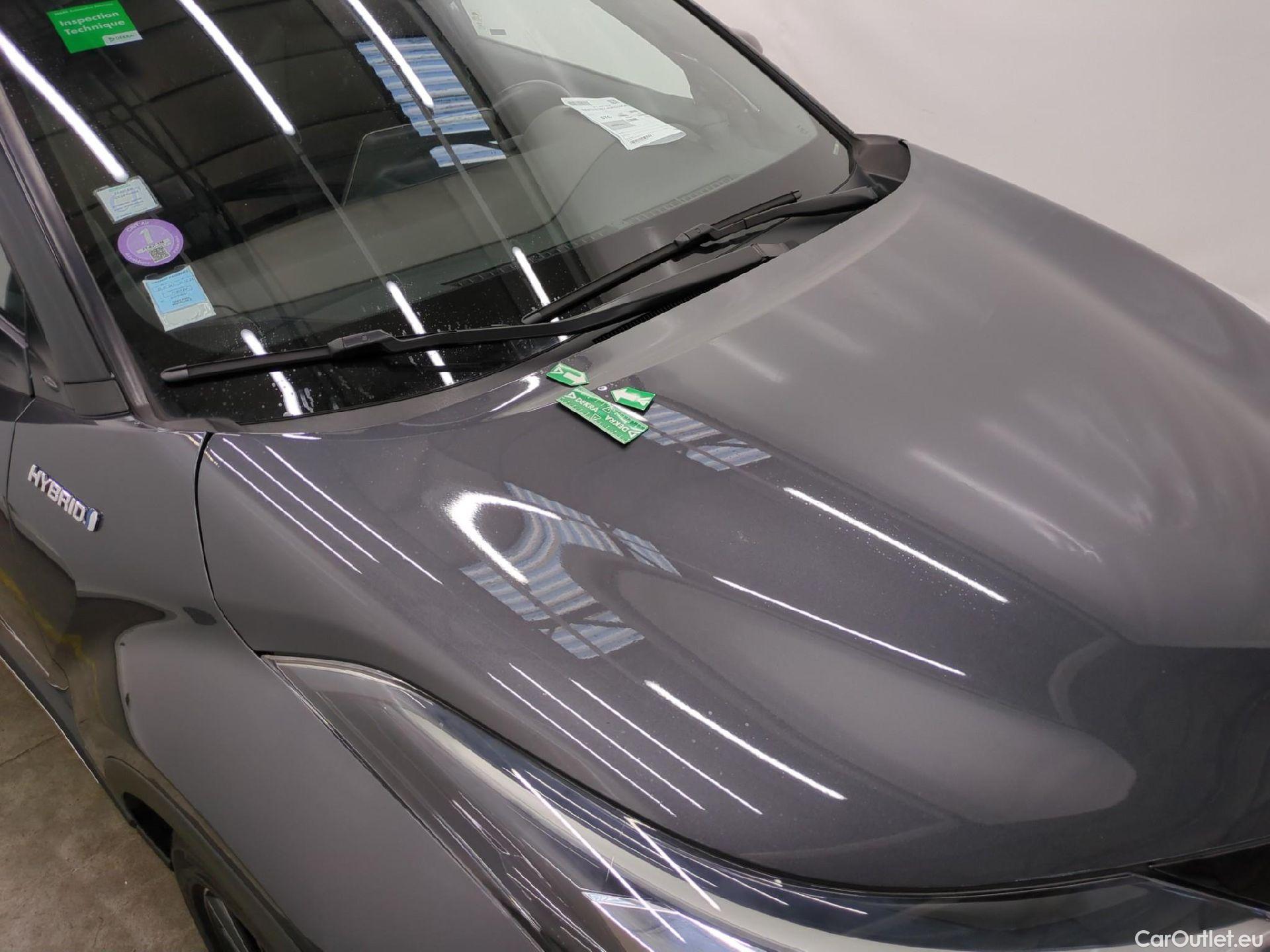  Toyota  C-HR TOYOTA  / 2016 / 5P / SUV 2.0 HYBRIDE 184 DISTINCTIVE #41