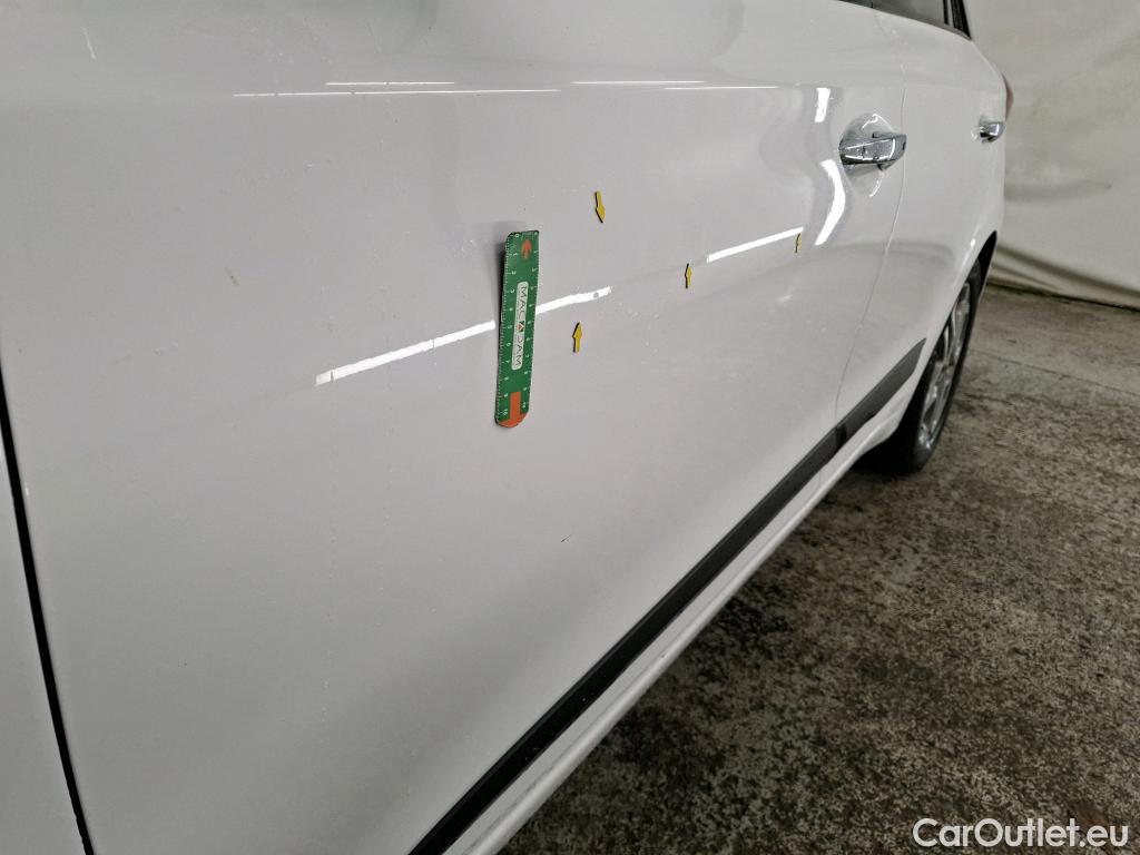  Hyundai  i20  Creative 1.0 100CV BVA7 E6dT #1