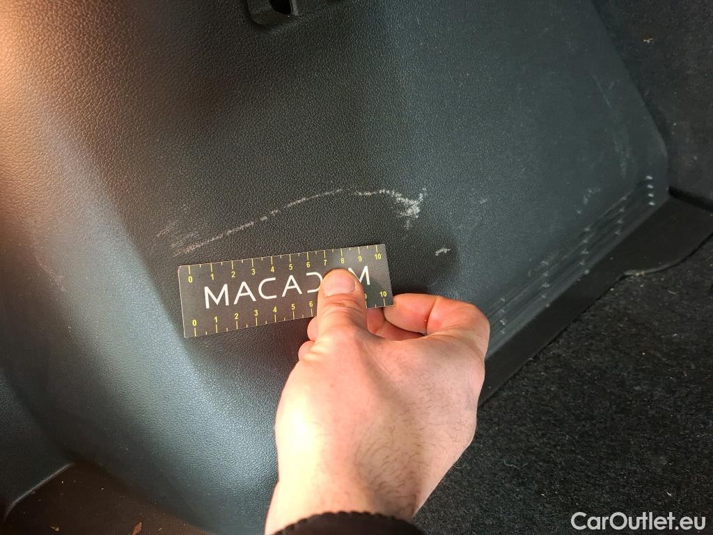  Hyundai  Konna Kona Business Hybrid 2WD 1.6 GDI 140CV BVA6 E6d #4