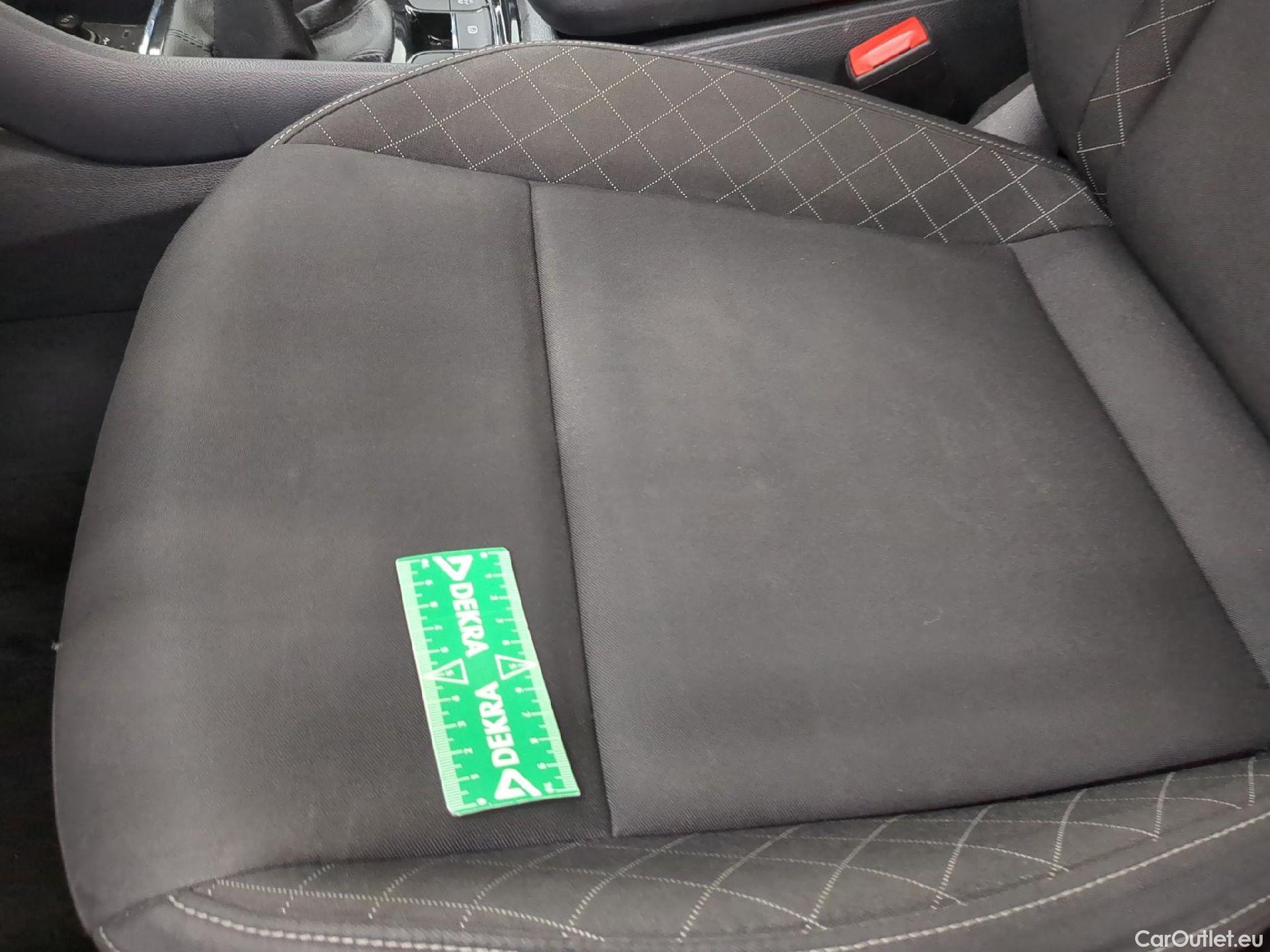  Skoda  Karoq SKODA  / 2017 / 5P / SUV 1.5 TSI ACT 150ch Ambition #3