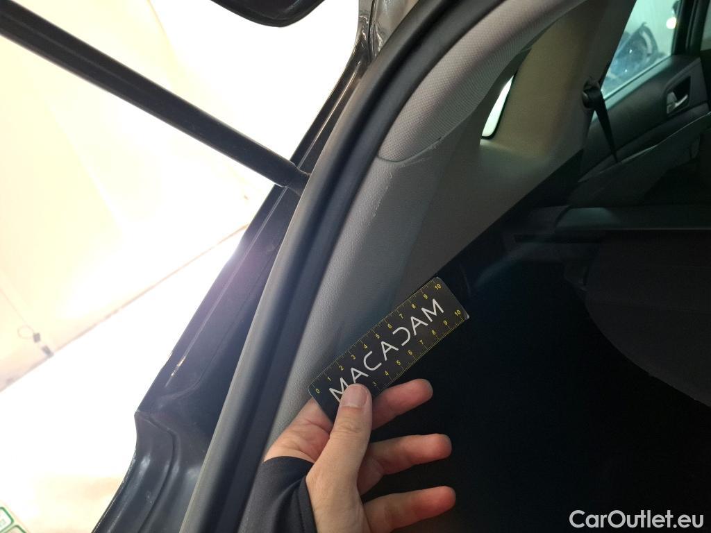  Hyundai  Tucson HYUNDAI  / 2018 / 5P / SUV 1.6 CRDI 115 HYBRID 48V CREATIVE #25