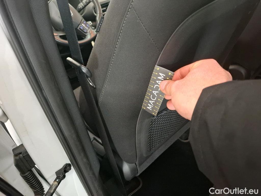  Hyundai  Konna Kona Business Hybrid 2WD 1.6 GDI 140CV BVA6 E6d #12