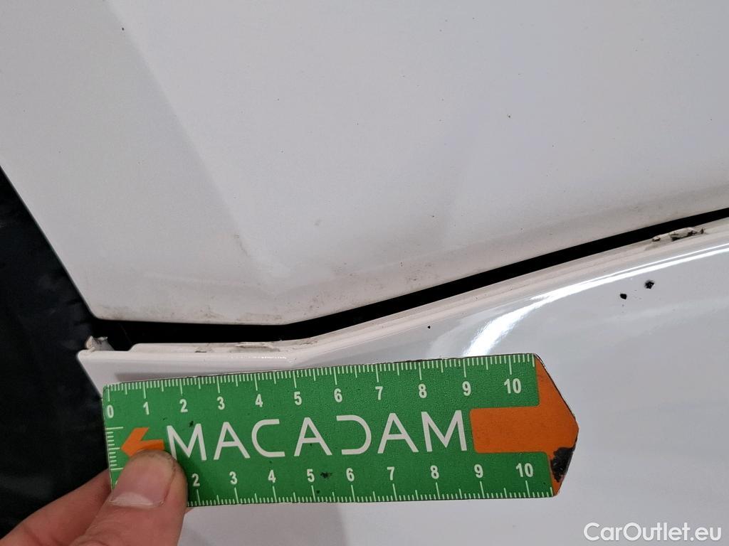  Toyota  Corolla TOYOTA  / 2018 / 5P / Berline Hybride 122h Dynamic Business Stage Acad #6