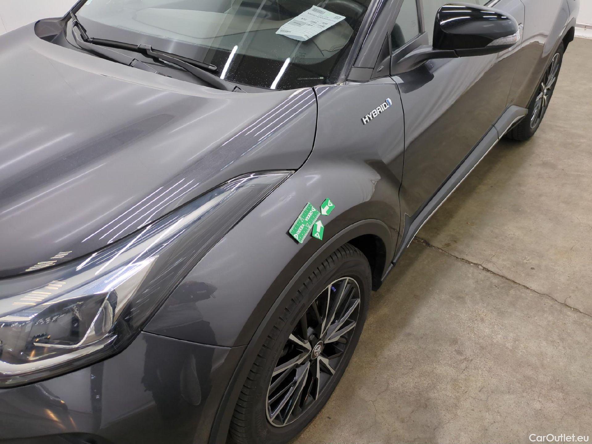  Toyota  C-HR TOYOTA  / 2016 / 5P / SUV 2.0 HYBRIDE 184 DISTINCTIVE #45