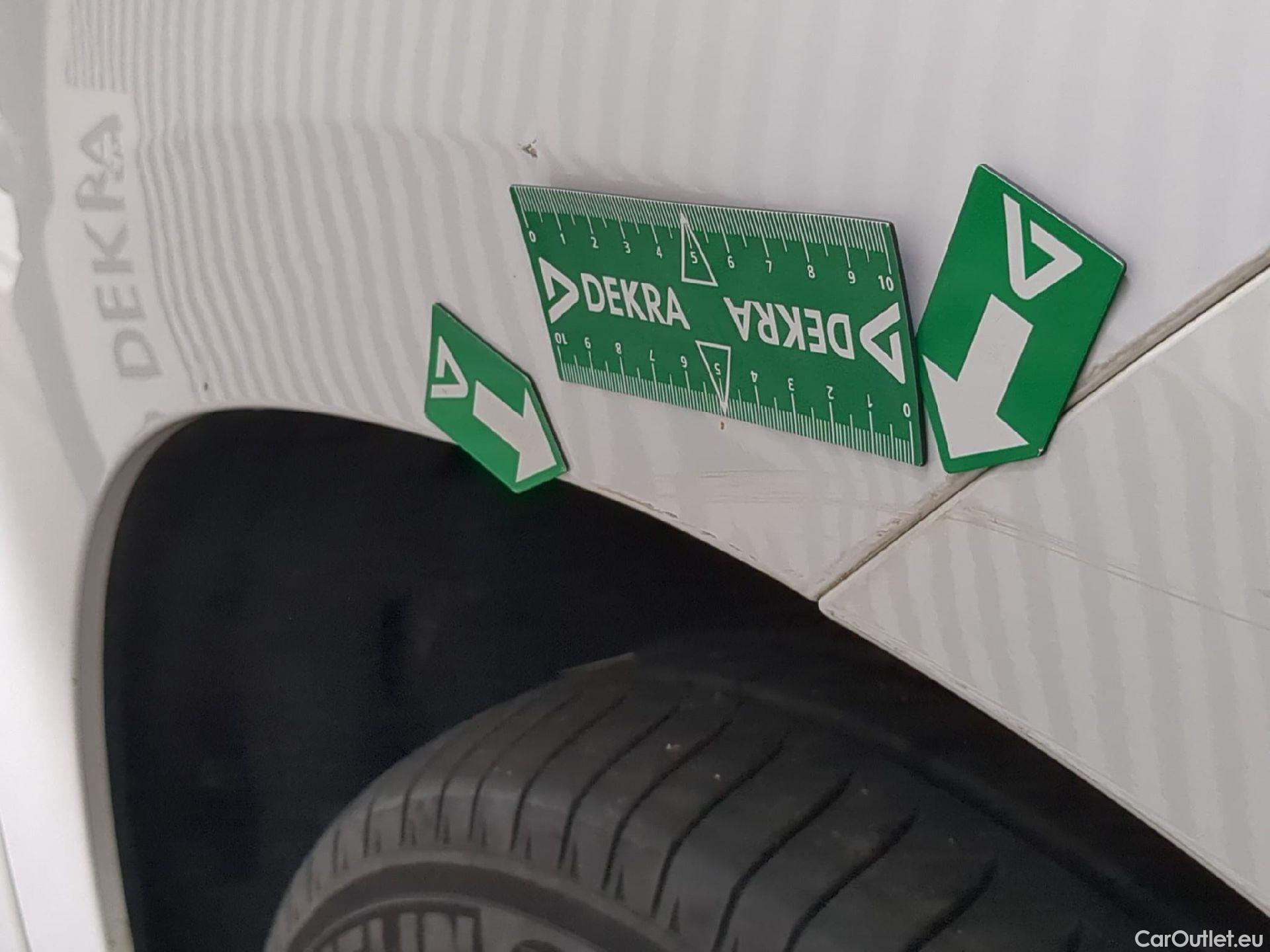  Toyota  Proace  City / 2019 / 4P / Fourgonnette 1.5 Medium 100 D-4D Business / BOITE DE VITESSE NEUVE
 #15