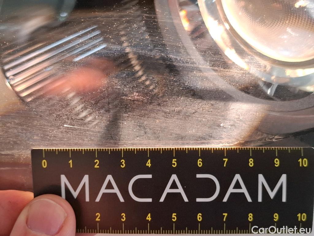  Toyota  Yaris TOYOTA  Hybride / 2019 / 5P / Berline Hybride 116h Dynamic #9