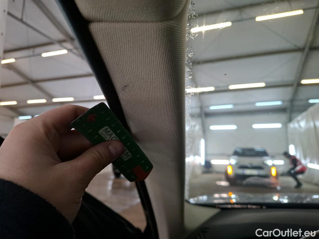  Bmw  Serie 5 Série 5 / 2020 / 4P / Berline 520d 190ch Lounge BVA8 / BATTERIE HS #8