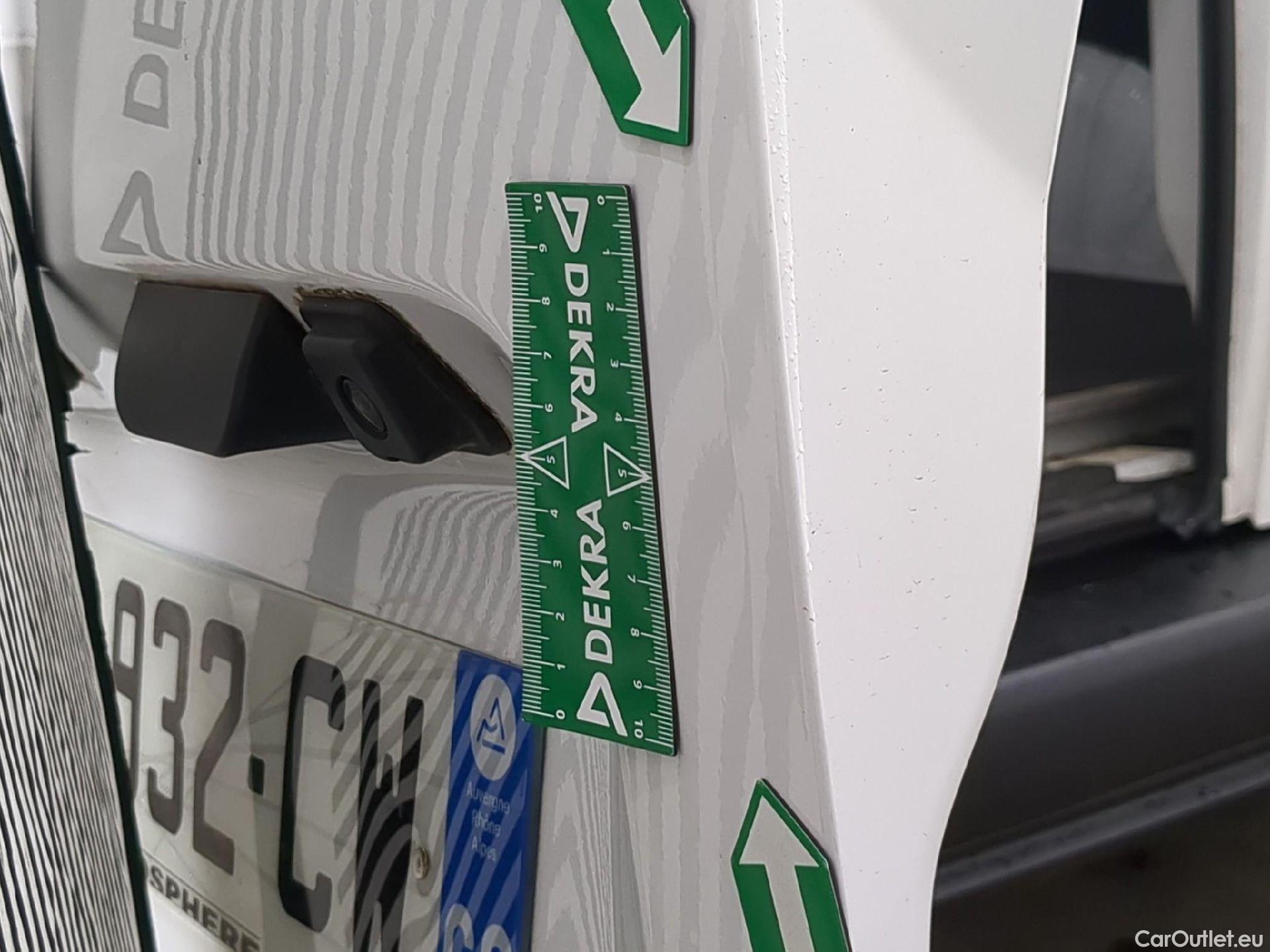  Toyota  Proace  City / 2019 / 4P / Fourgonnette 1.5 Medium 100 D-4D Business / BOITE DE VITESSE NEUVE
 #34