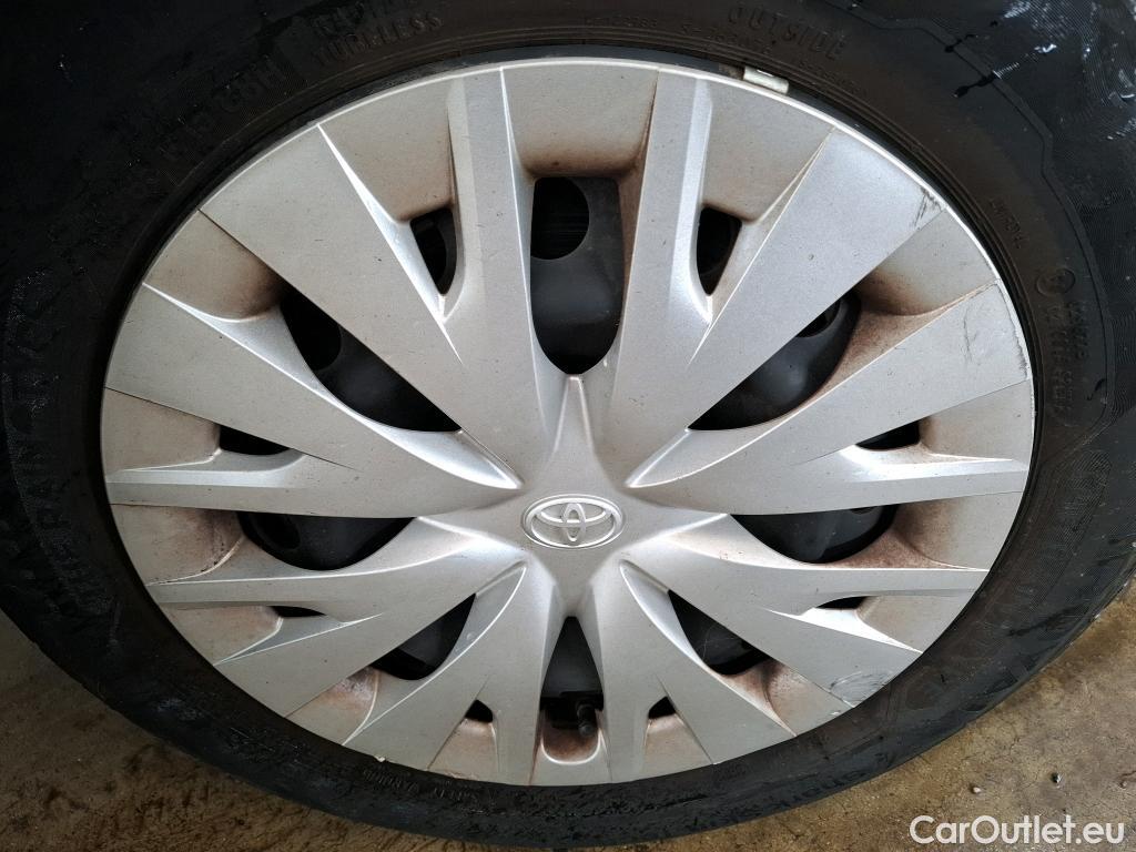  Toyota  Yaris TOYOTA  Hybride / 2019 / 5P / Berline Hybride 116h Dynamic #11