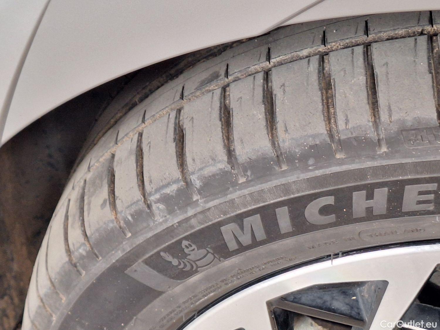  Hyundai   Ioniq Hyundai, 5 '21 BEV, Hyundai 5 77kWh Balance Vision 5d #68