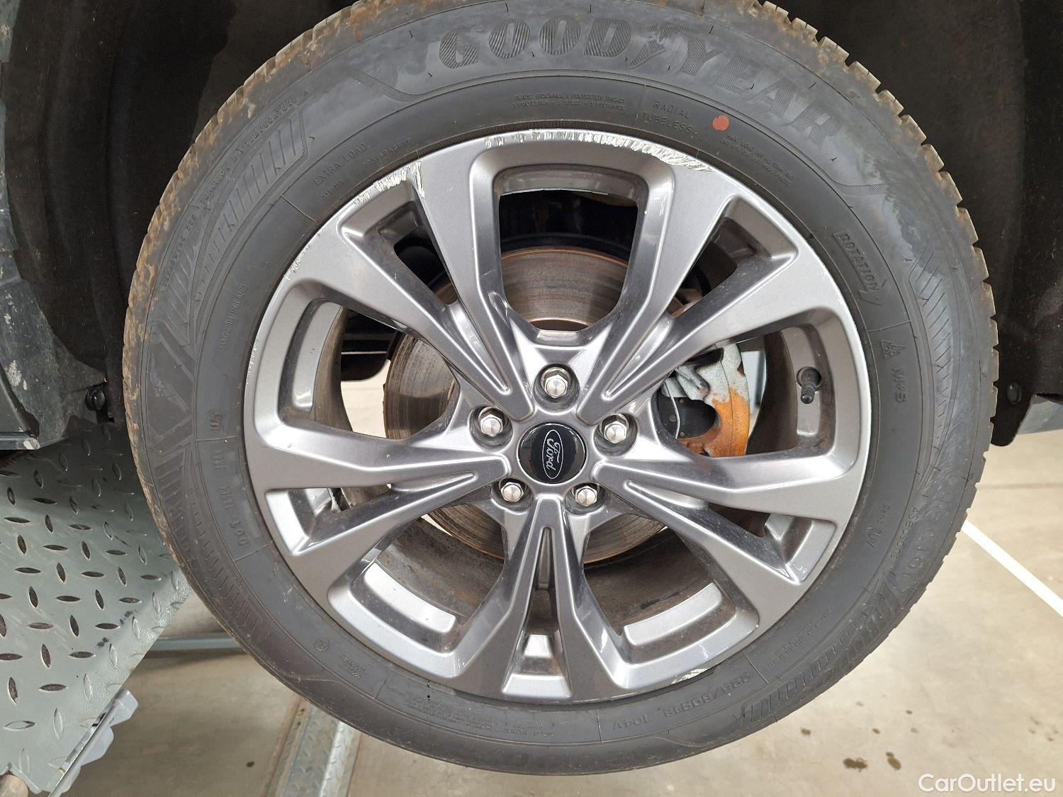  Ford  Kuga Ford,  '19 PHEV, Ford  2.5i PHEV Aut. 165kW ST-Line 5d #5