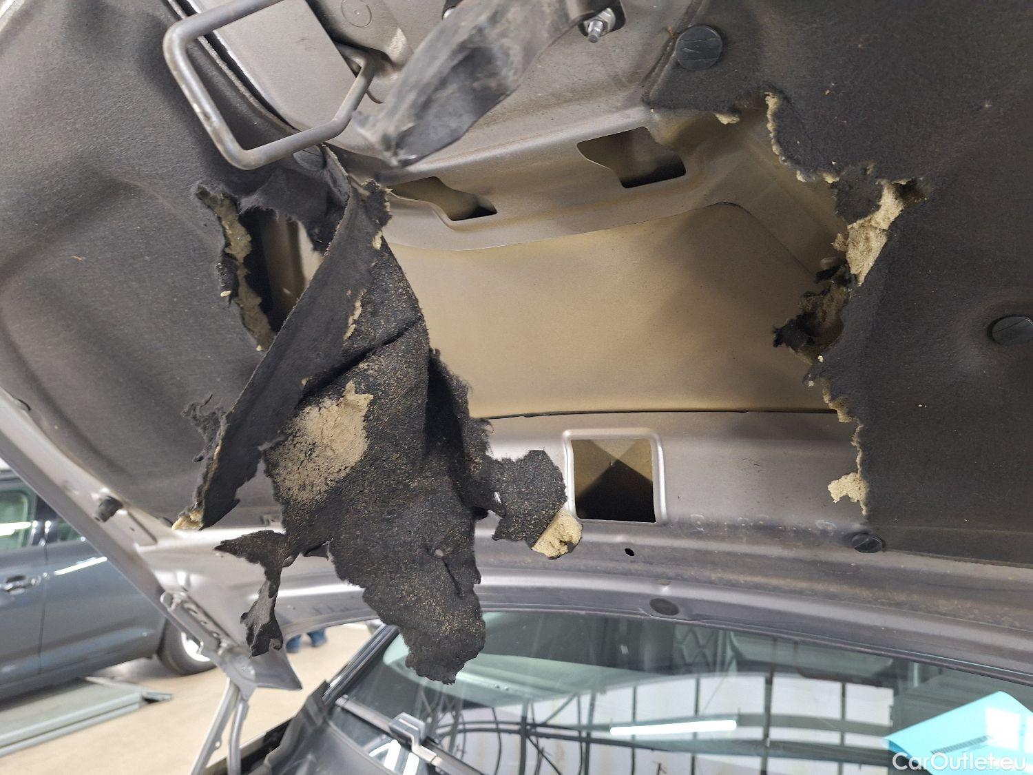  Peugeot  5008 Peugeot,  FL'20, Peugeot  1.5 BlueHDi 96kW S&S EAT8 Allure Pack #49