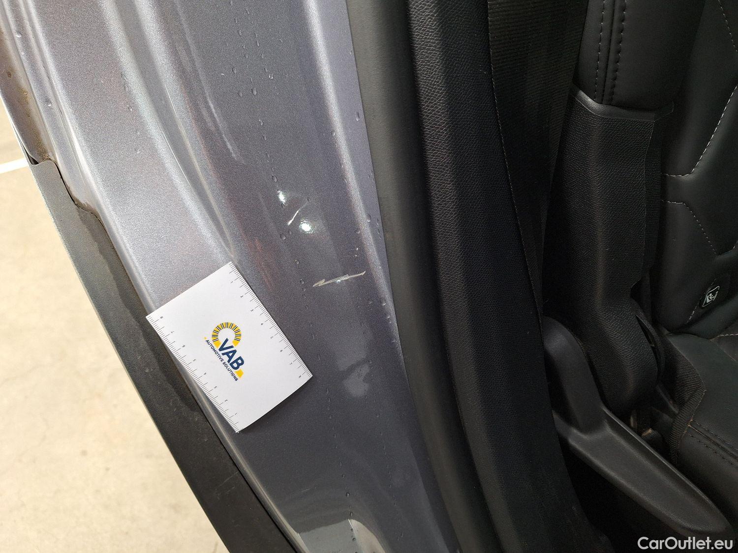  Peugeot  5008 Peugeot,  FL'20, Peugeot  1.5 BlueHDi 96kW S&S EAT8 Allure Pack #40