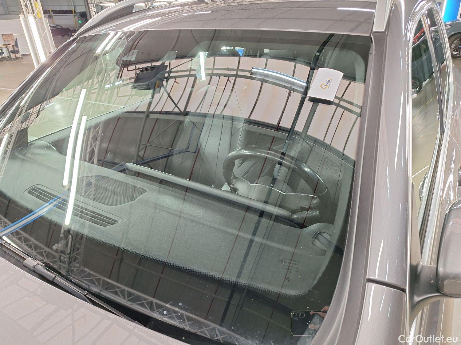  Mercedes  GLB Mercedes,  '19, Mercedes-Benz   200 d 4MATIC Business Soluti 7pl #70