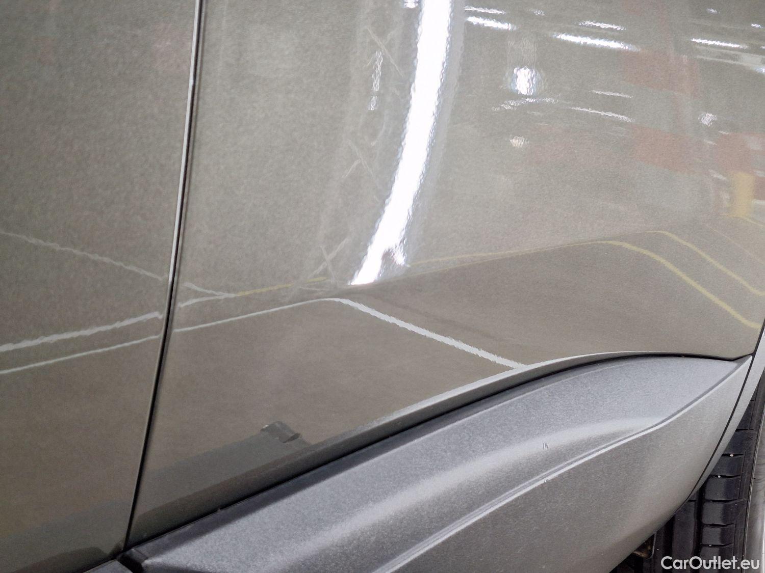  Peugeot  5008 Peugeot,  '16, Peugeot  1.2 PureTech 96kW S&S EAT8 Active 5d #23