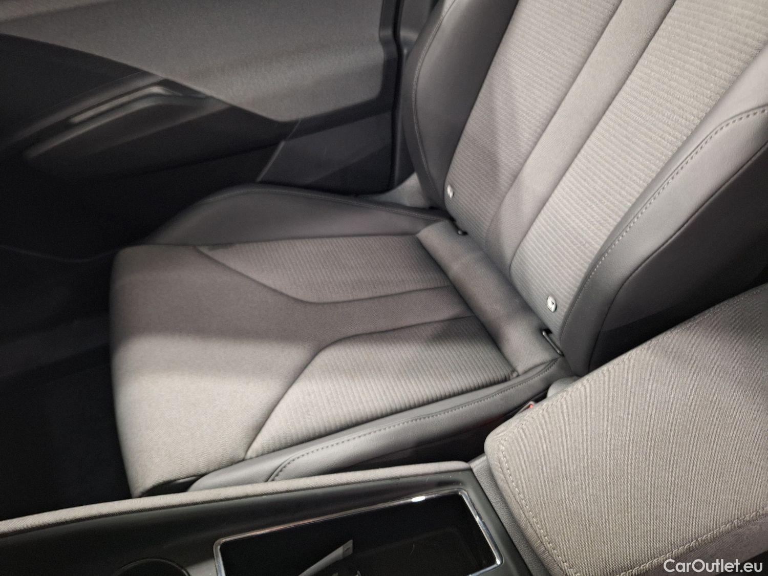  Skoda  ENYAQ Skoda,  '21 BEV, Skoda  iV 80 5d #30