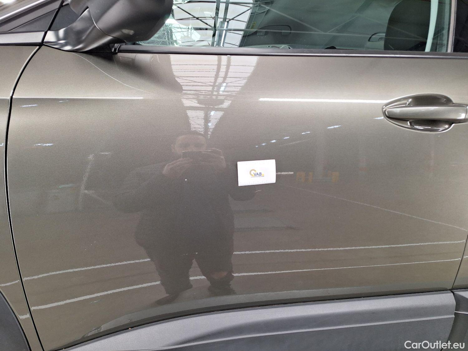  Peugeot  5008 Peugeot,  '16, Peugeot  1.2 PureTech 96kW S&S EAT8 Active 5d #27