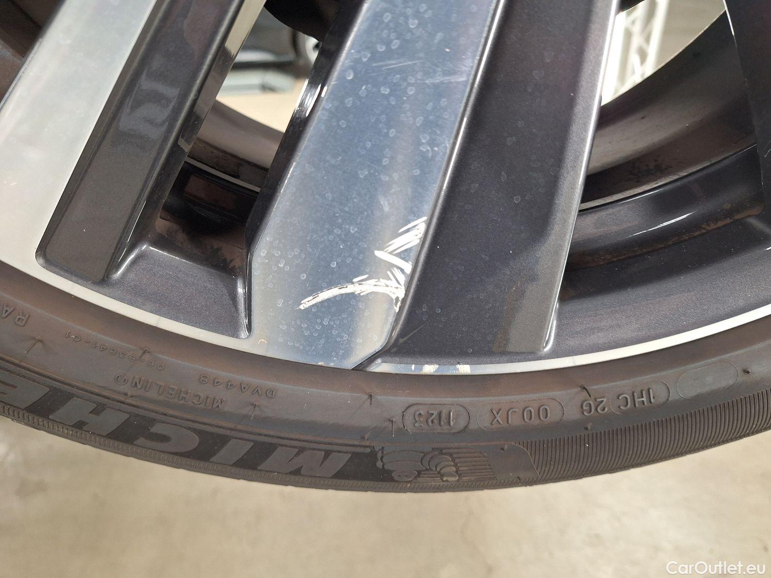  Peugeot  5008 Peugeot,  '16, Peugeot  1.5 BlueHDi 96kW S&S EAT8 GT Line 5d #28