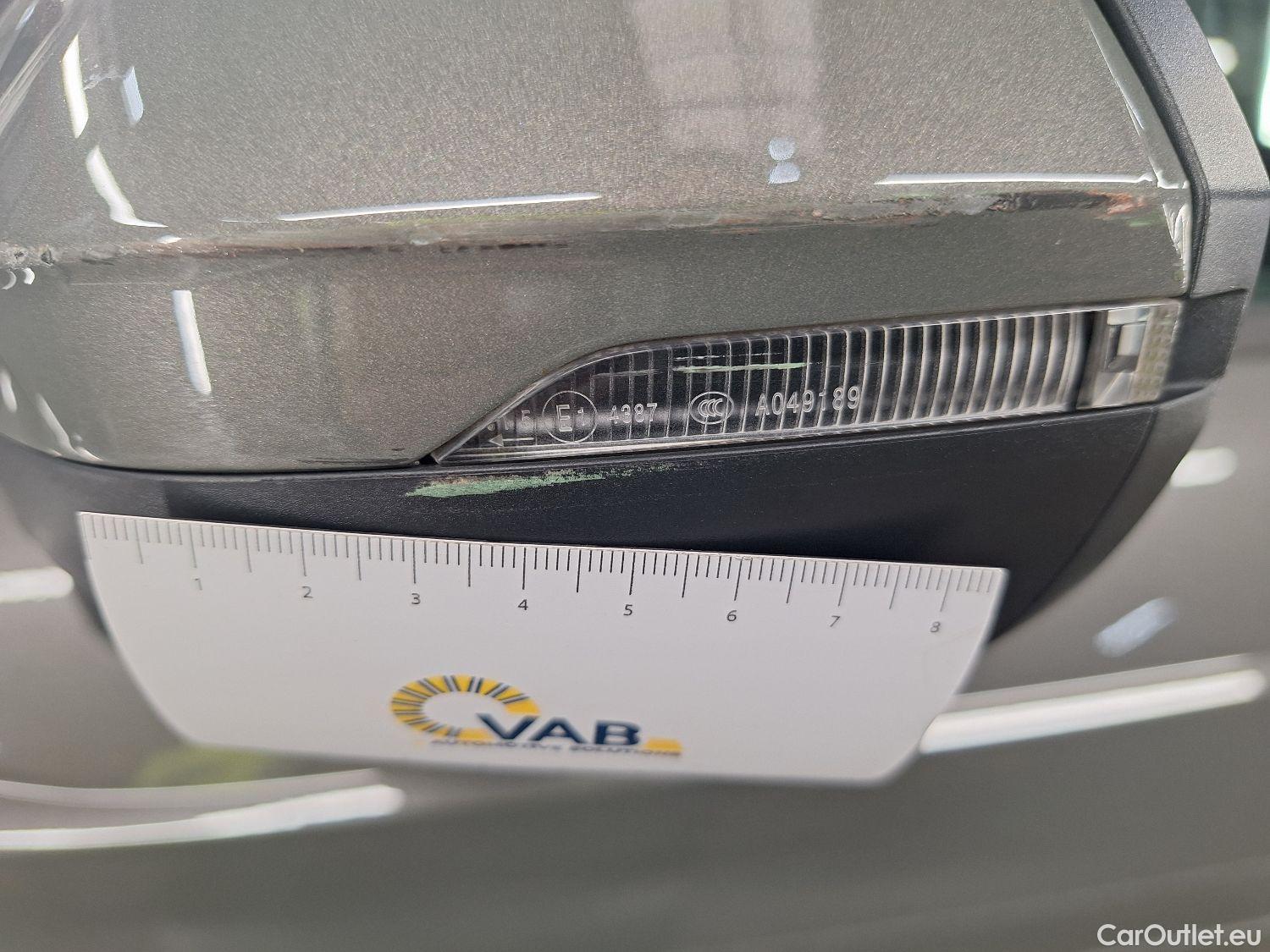  Audi  Q3 Audi,  '18, Audi  35 TDI S Tronic Business Edition 5d #39