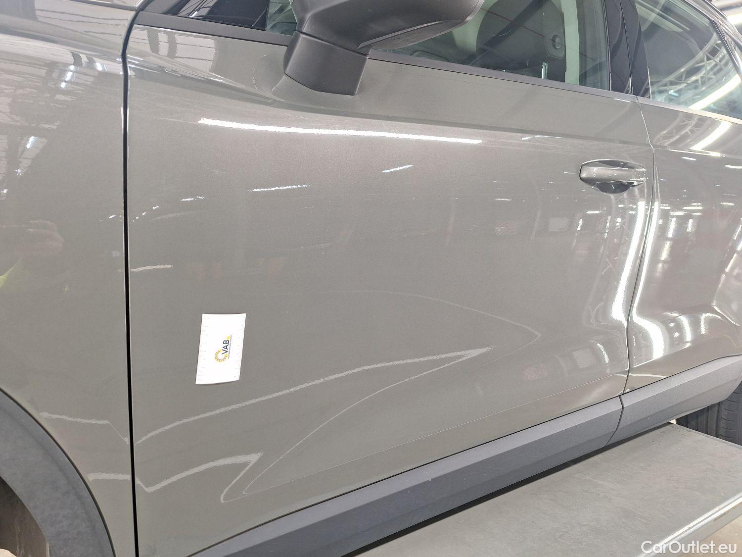  Audi  Q3 Audi,  '18, Audi  35 TDI S Tronic Business Edition 5d #21