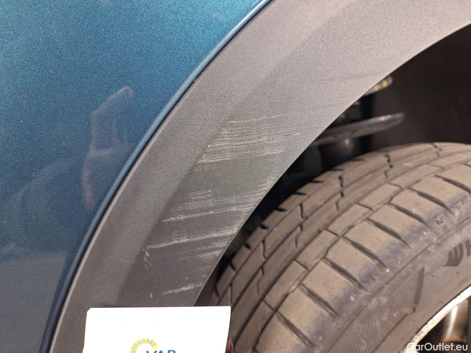  Peugeot  5008 Peugeot,  '16, Peugeot  1.5 BlueHDi 96kW S&S EAT8 GT Line 5d #33