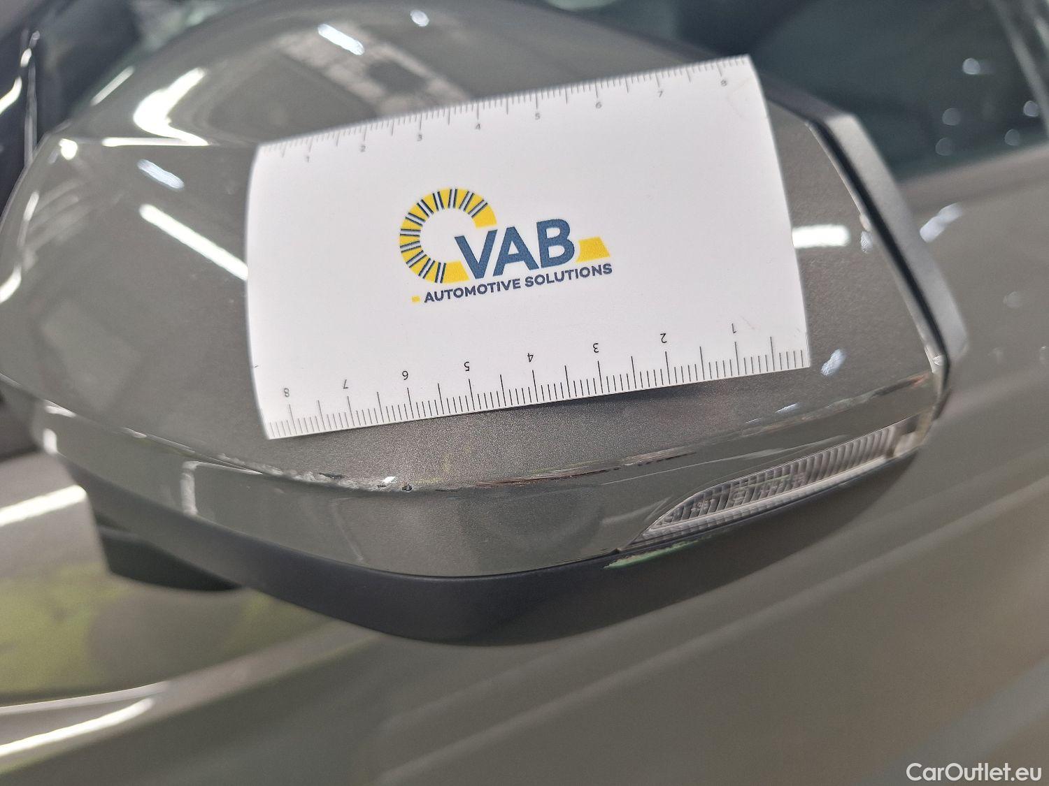  Audi  Q3 Audi,  '18, Audi  35 TDI S Tronic Business Edition 5d #37