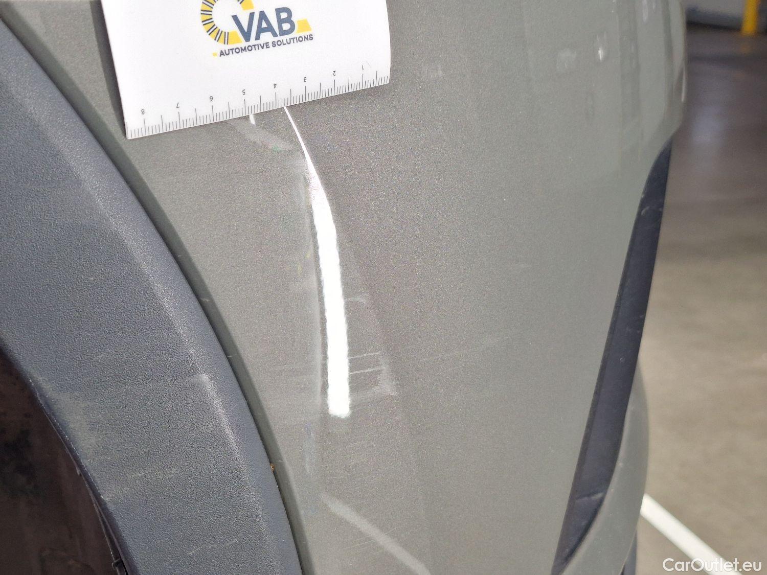  Audi  Q3 Audi,  '18, Audi  35 TDI S Tronic Business Edition 5d #4