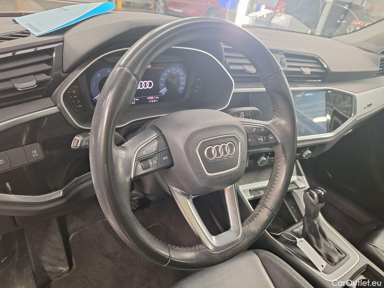  Audi  Q3 Audi,  '18, Audi  35 TDI S Tronic Business Edition 5d #33