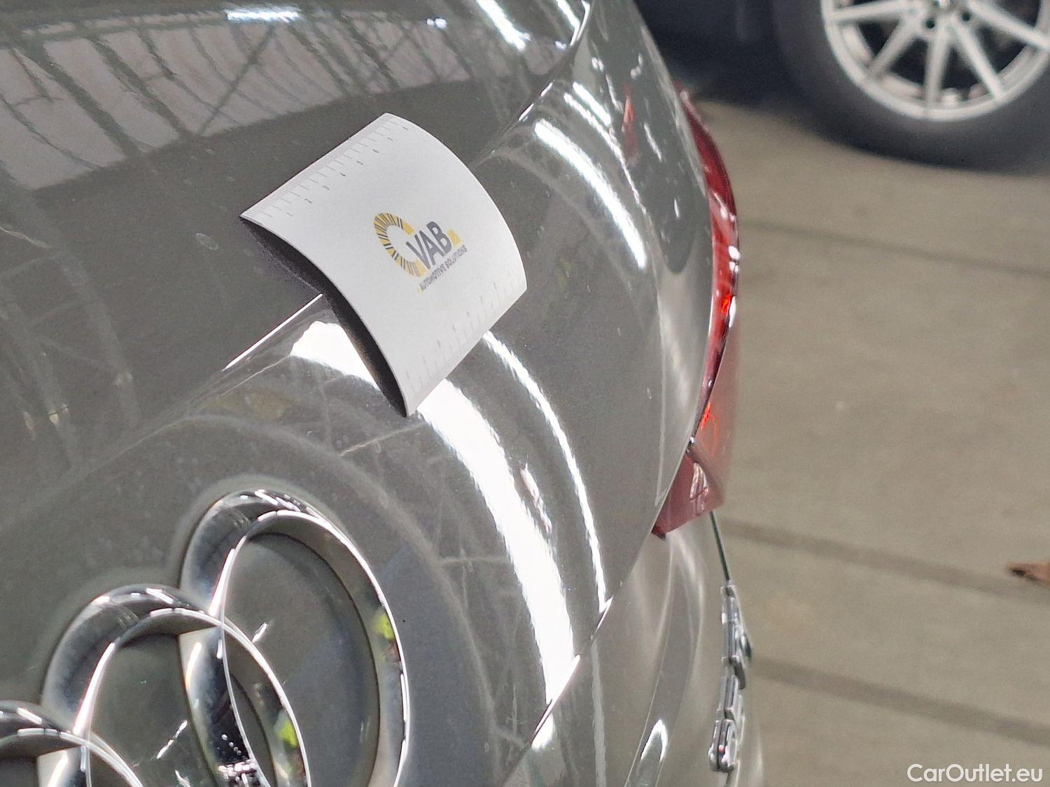  Audi  Q3 Audi,  '18, Audi  35 TDI S Tronic Business Edition 5d #28