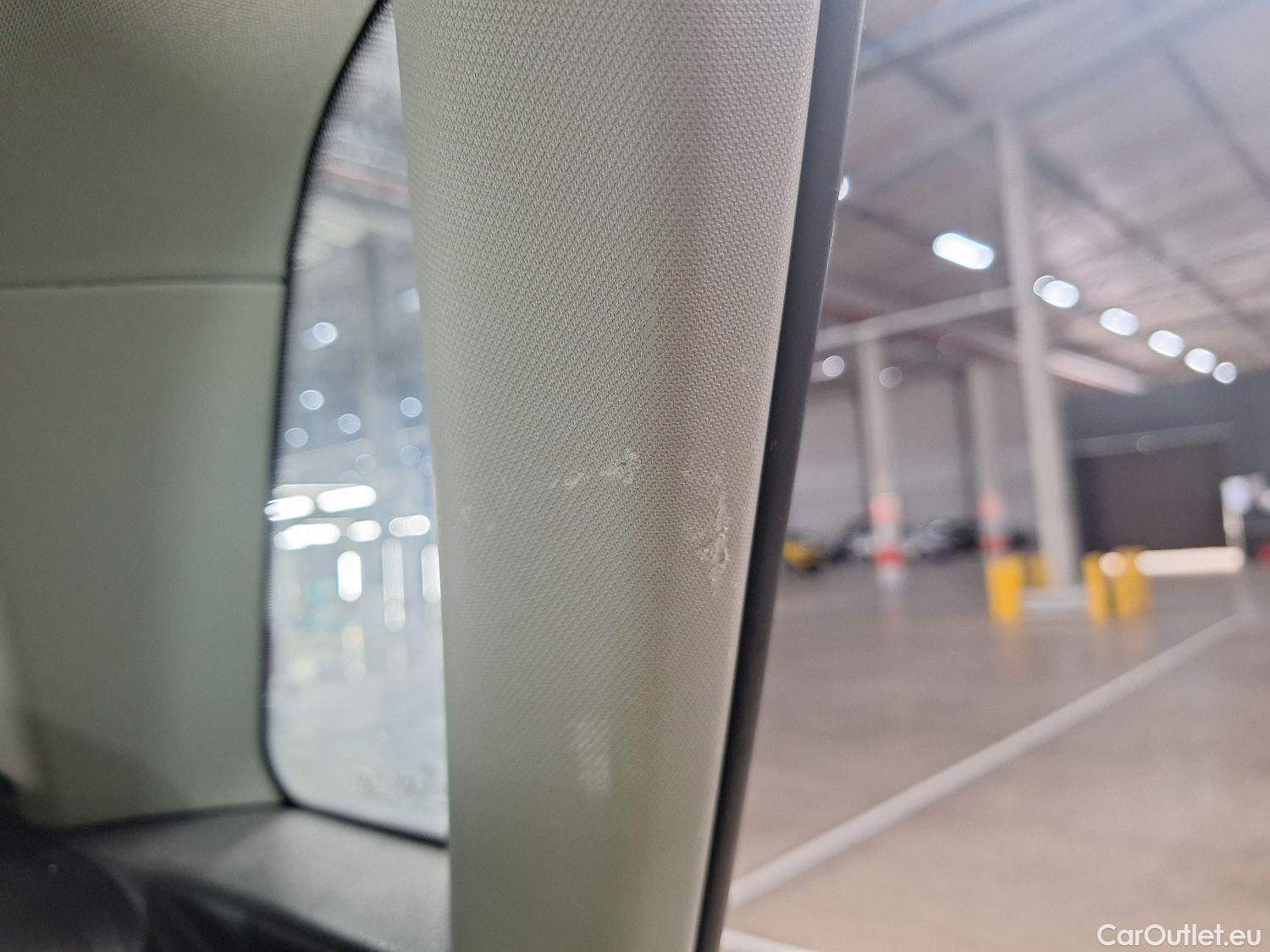  Audi  Q3 Audi,  '18, Audi  35 TDI S Tronic Business Edition 5d #48