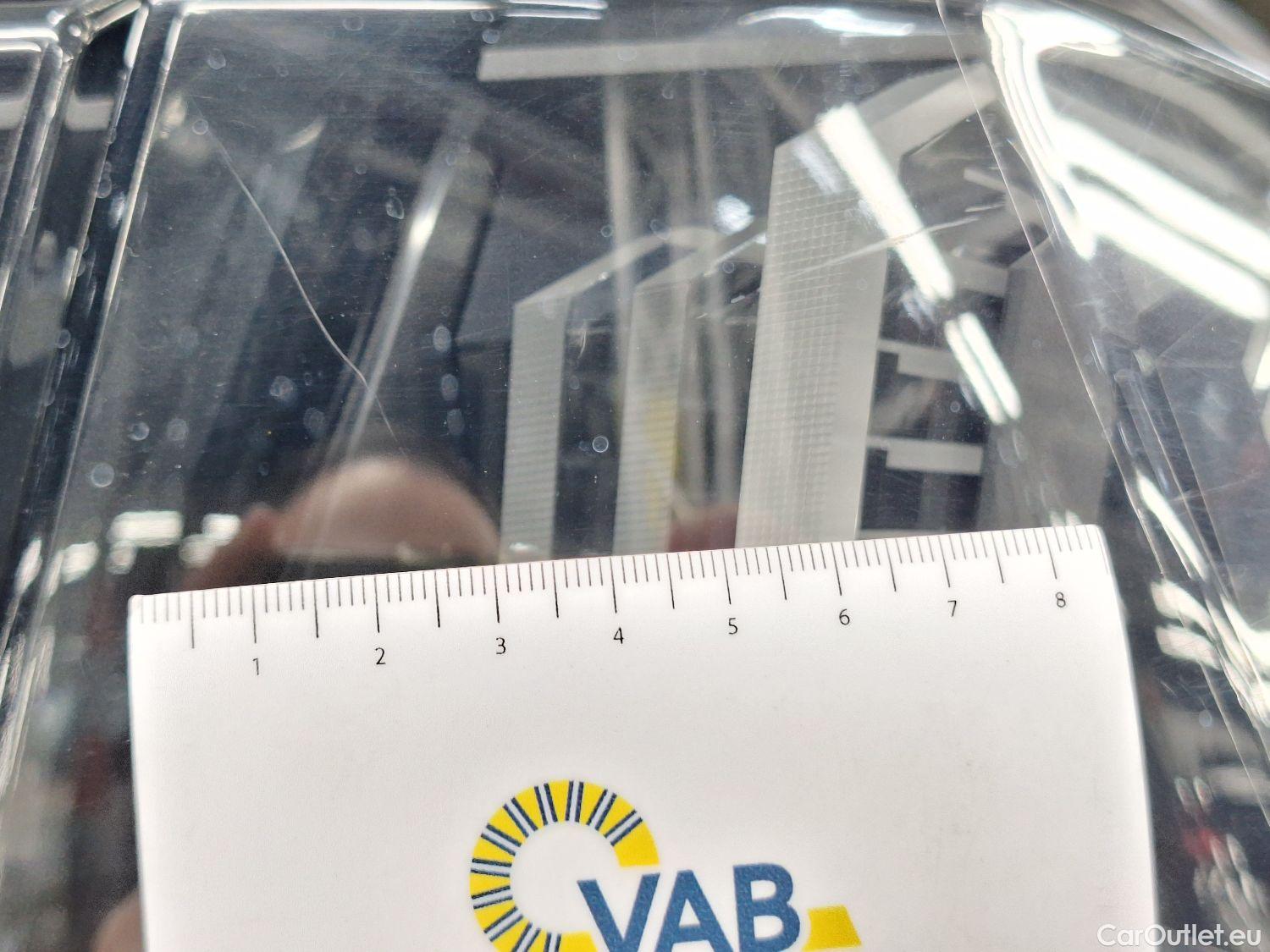  Peugeot  5008 Peugeot,  FL'20, Peugeot  1.5 BlueHDi 96kW S&S EAT8 Allure Pack #33