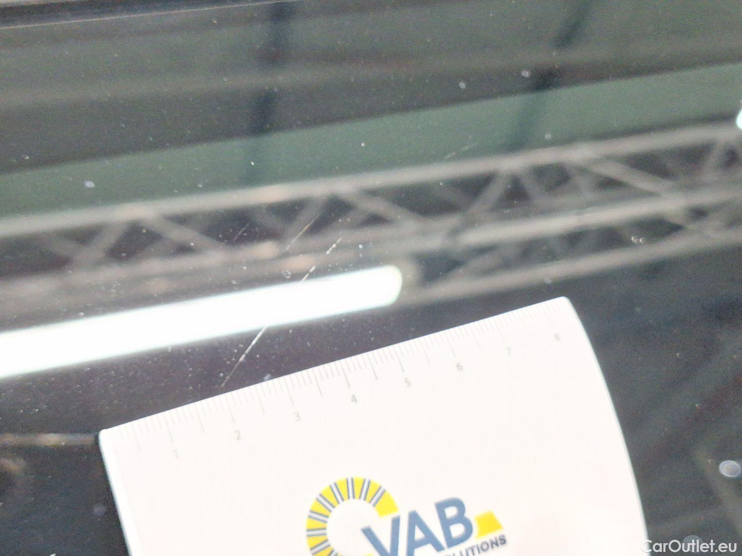  Peugeot  5008 Peugeot,  FL'20, Peugeot  1.5 BlueHDi 96kW S&S EAT8 Allure Pack #61