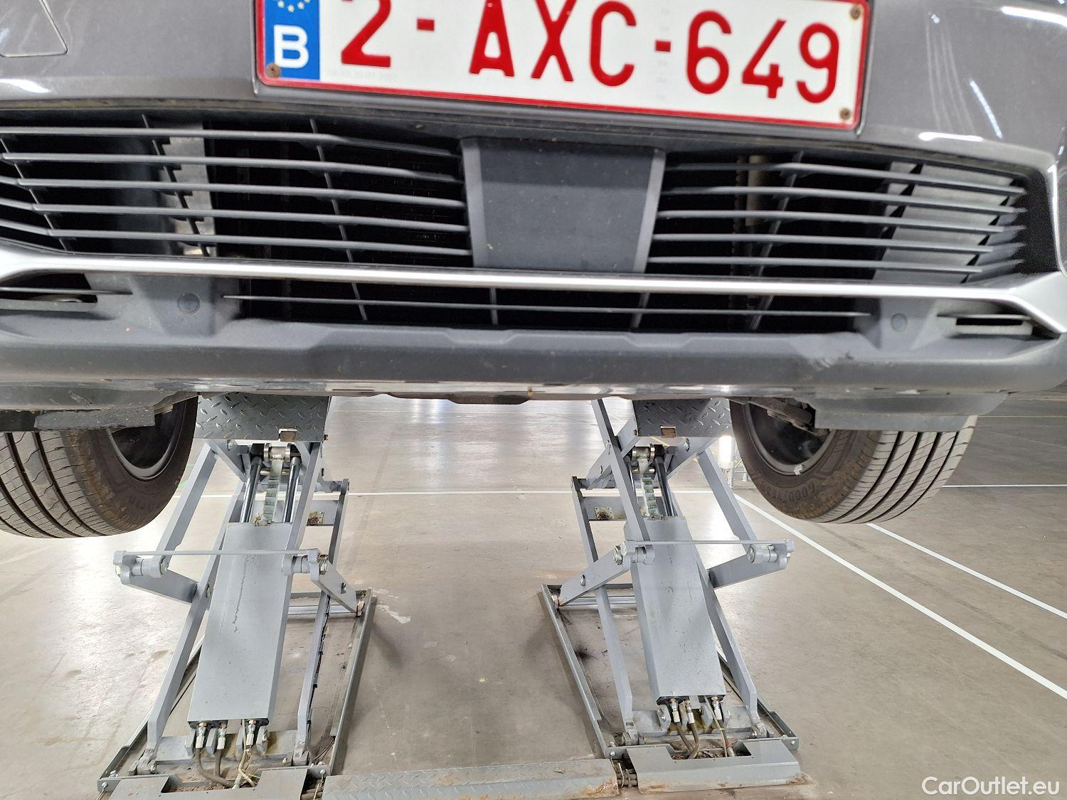  Peugeot  5008 Peugeot,  FL'20, Peugeot  1.5 BlueHDi 96kW S&S EAT8 Allure Pack #15