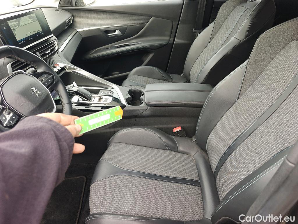  Peugeot  3008 PEUGEOT  / 2020 / 5P / todoterreno 1.5 BlueHDi 96kW (130CV) S&S Allure EAT8 #22