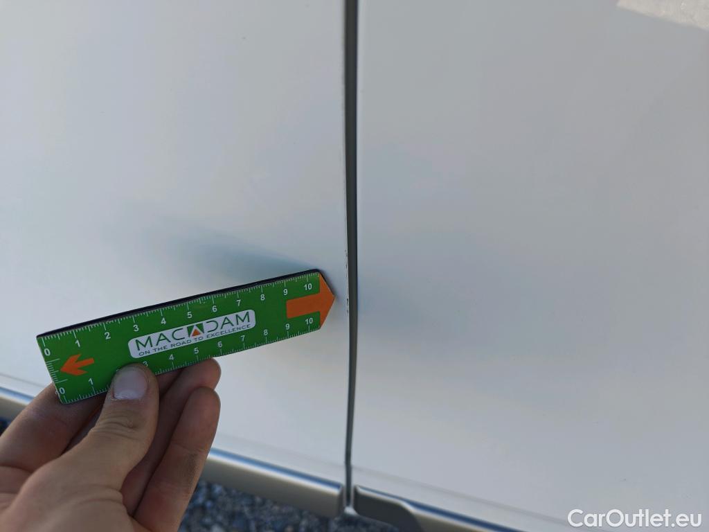  Hyundai   Ioniq HYUNDAI / 2019 / 5P / berlina con portón 1.6 GDI HEV Tecno DCT #5