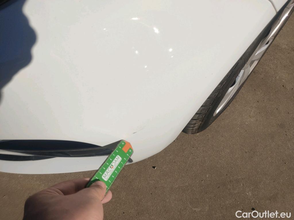  Renault  Zoe RENAULT  / 2019 / 5P / berlina con portón Life 80 kW R110 Bateria 40kWh #15