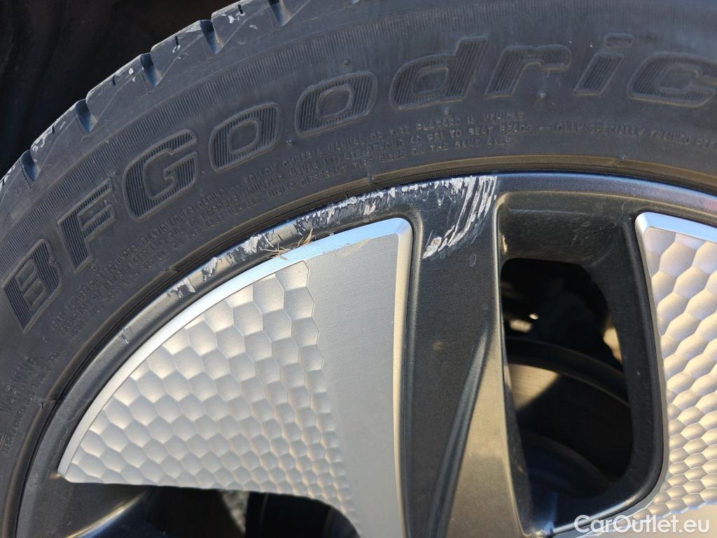  Hyundai   Ioniq HYUNDAI / 2019 / 5P / berlina con portón 1.6 GDI HEV Tecno DCT #12