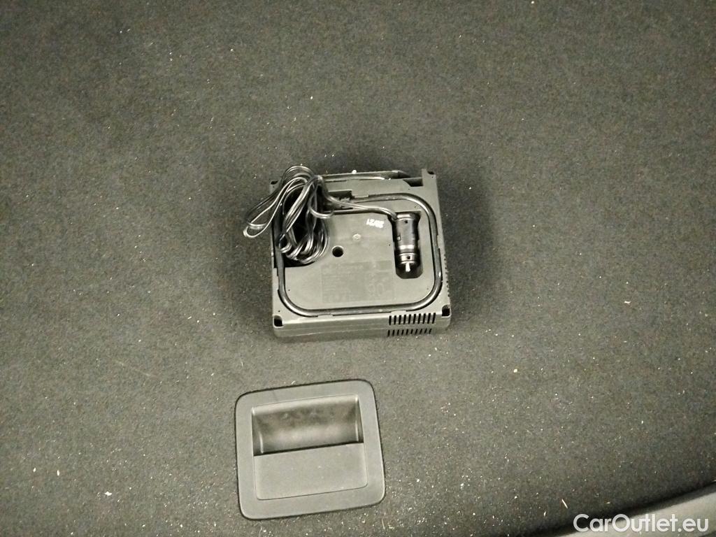  Seat  Leon SEAT Nuevo León / 2020 / 5P / familiar SP 2.0 TDI 85kW Style Go(SP) #4