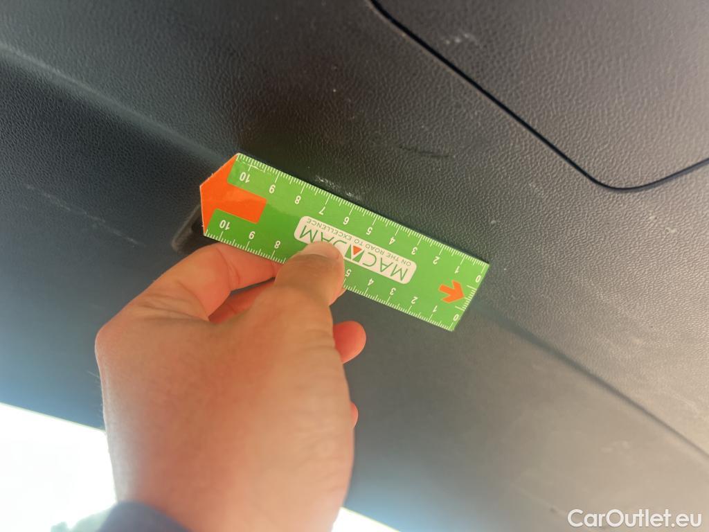  Ford  Kuga FORD  / 2019 / 5P / todoterreno Titanium 2.5 Duratec FHEV 140kW Auto #5