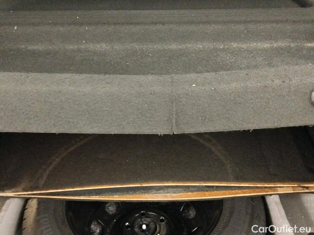  Dacia  Duster DACIA  / 2018 / 5P / todoterreno Essential Blue dCi 85kW (115CV) 4X4 #9