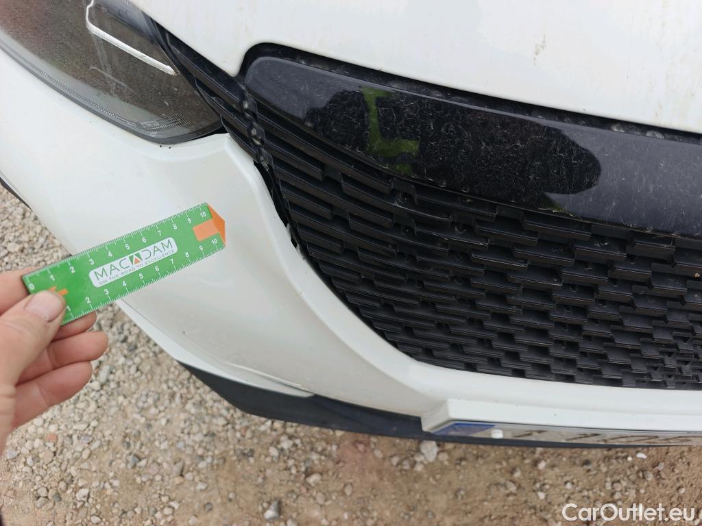  Peugeot  2008 PEUGEOT  / 2019 / 5P / todoterreno Active Puretech 100 S&S BVM6 #4