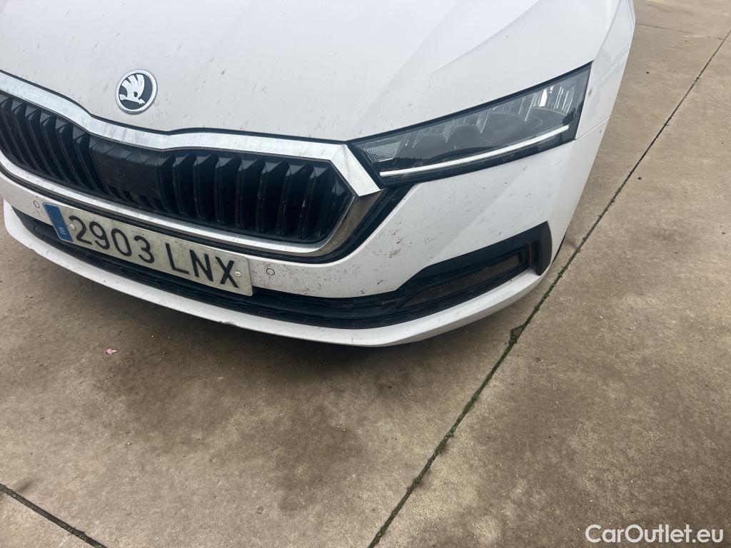  Skoda  Octavia SKODA  / 2020 / 5P / berlina con portón 2.0 TDI 110kW (150CV) Manual Ambition #3