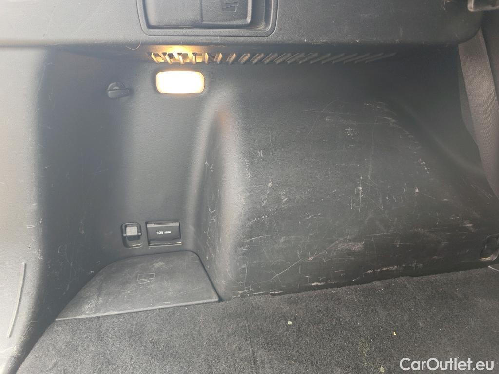  Hyundai  Tucson HYUNDAI  / 2020 / 5P / todoterreno 1.6 TGDI PHEV 195kW Tecno Sky Auto 4x4 #2