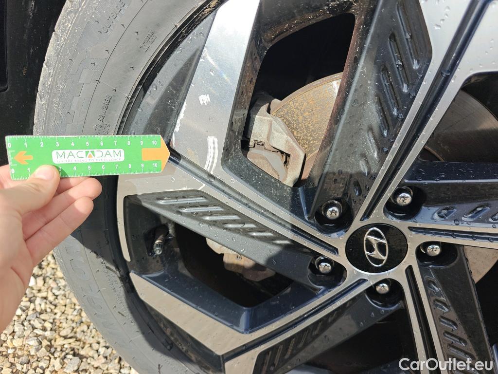  Hyundai  Tucson HYUNDAI  / 2020 / 5P / todoterreno 1.6 TGDI PHEV 195kW Tecno Sky Auto 4x4 #13