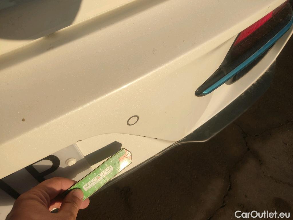  KIA  Niro KIA e- / 2016 / 5P / crossover e- 150kW (204CV) Drive (Long Range) #13