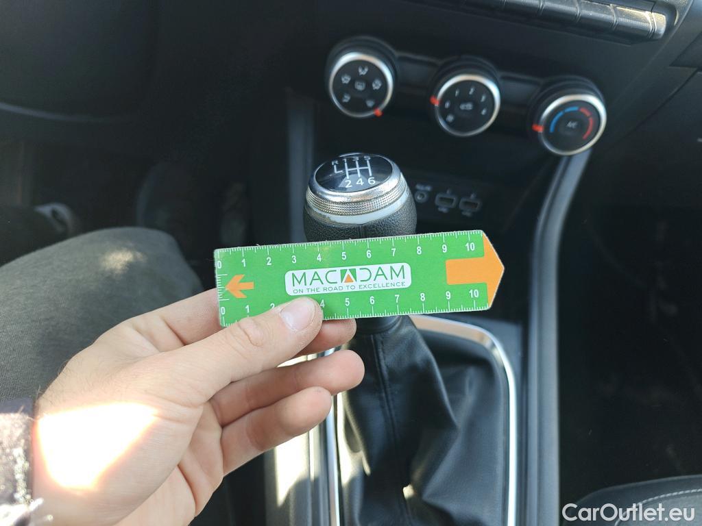  Renault  Captur RENAULT  / 2020 / 5P / todoterreno Intens TCe 90 #26