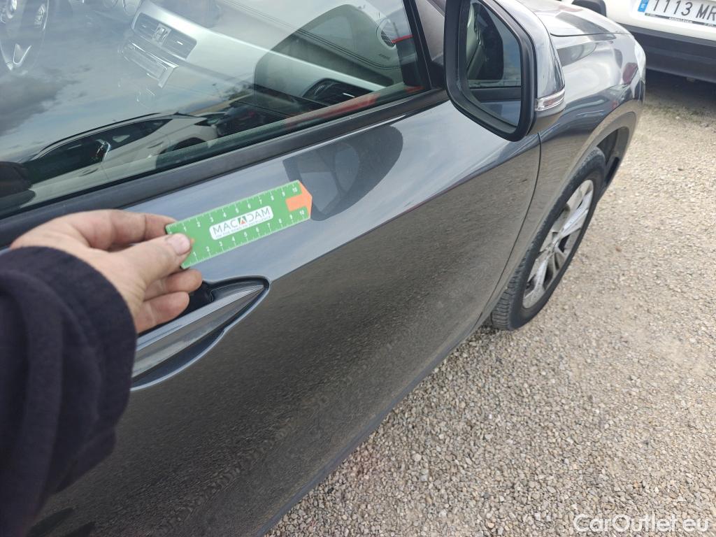  Bmw  X2 BMW  / 2017 / 5P / todoterreno sDrive18d (AC) #3