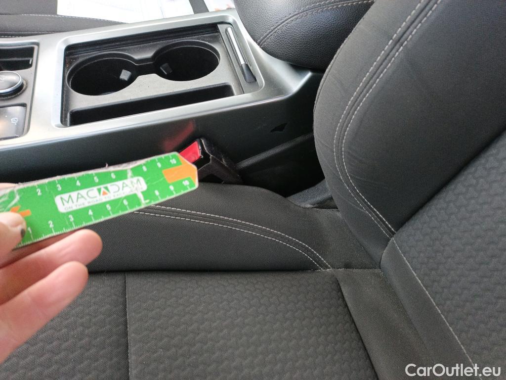  Ford  Kuga FORD  / 2016 / 5P / todoterreno 1.5 EcoBoost 88kW 4x2 Trend+ (CX) #13